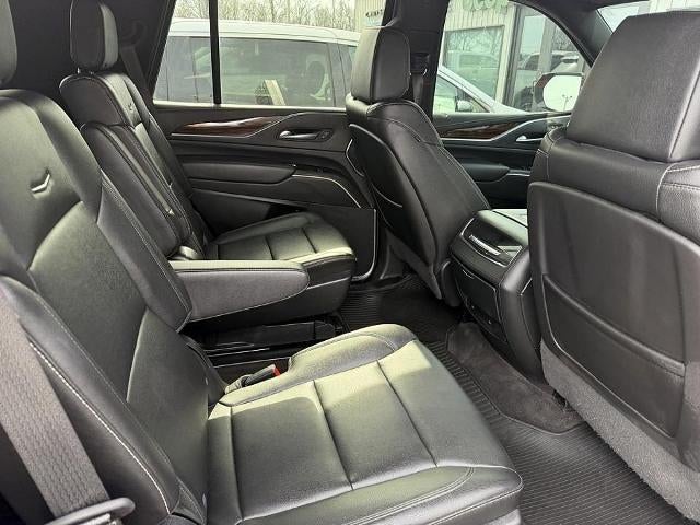 2022 Cadillac Escalade 4WD Luxury