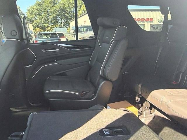 2024 Cadillac Escalade 4WD Sport