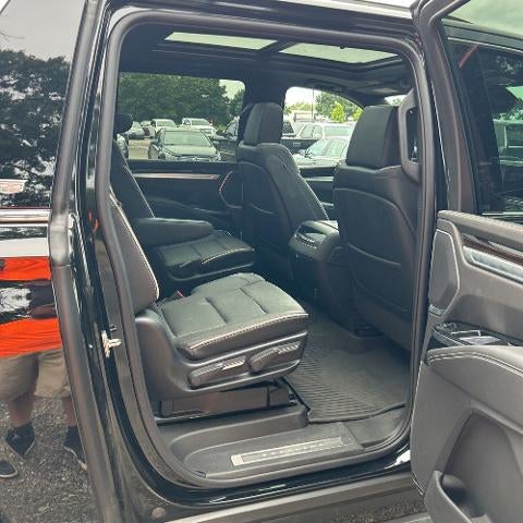 2026 Cadillac Escalade ESV 4WD Luxury