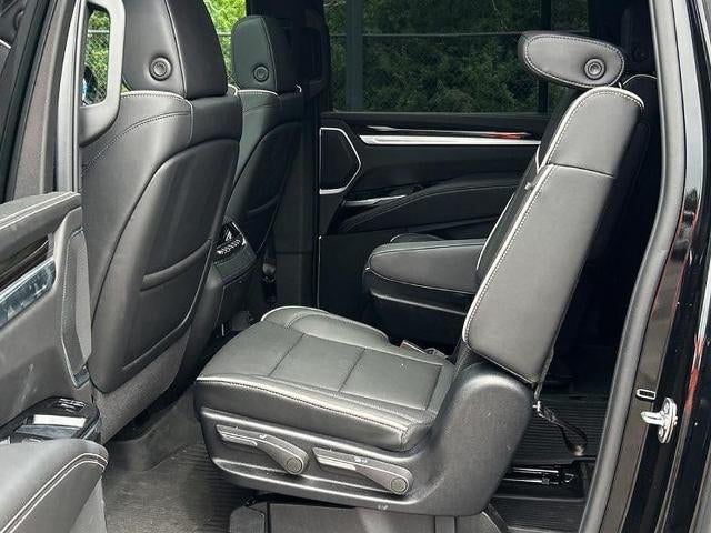 2026 Cadillac Escalade ESV 4WD Luxury