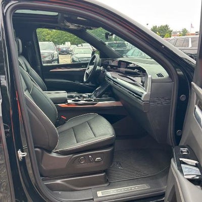 2026 Cadillac Escalade ESV 4WD Luxury