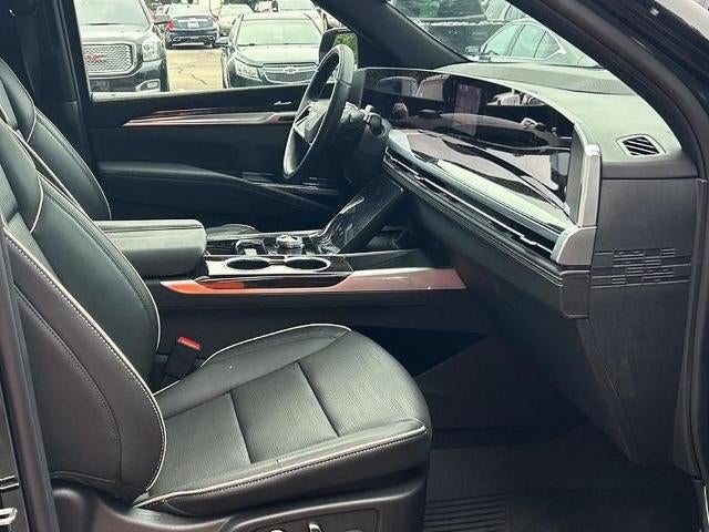 2026 Cadillac Escalade ESV 4WD Luxury