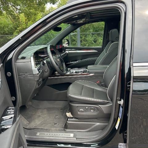 2026 Cadillac Escalade ESV 4WD Luxury