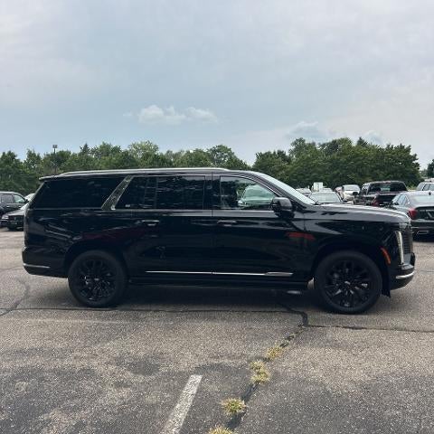 2026 Cadillac Escalade ESV 4WD Luxury