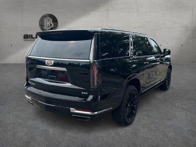 2026 Cadillac Escalade ESV 4WD Luxury