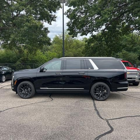 2026 Cadillac Escalade ESV 4WD Luxury