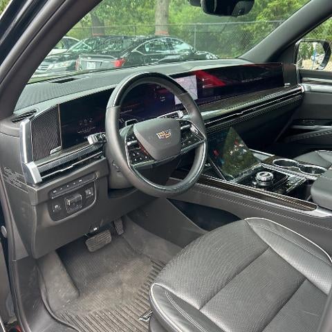 2026 Cadillac Escalade ESV 4WD Luxury