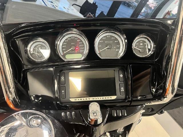 2014 Harley Davidson FLHTK Ultra Limited