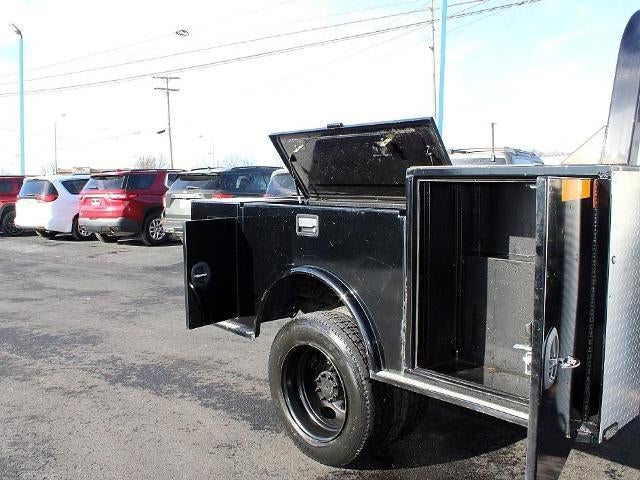 2022 Chevrolet Silverado Chassis Cab 4WD Crew Cab Work Truck