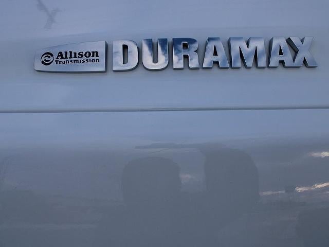 2022 Chevrolet Silverado Chassis Cab 4WD Crew Cab Work Truck