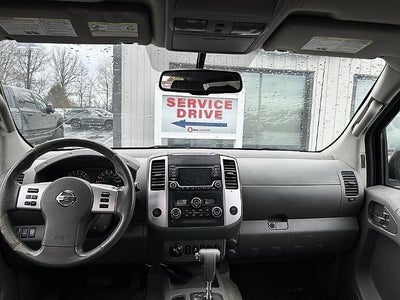 2016 Nissan Frontier 4WD Crew Cab SWB Auto SV