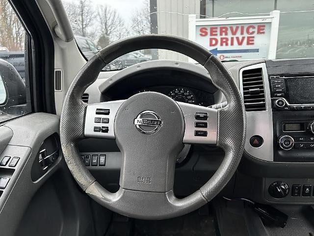 2016 Nissan Frontier 4WD Crew Cab SWB Auto SV