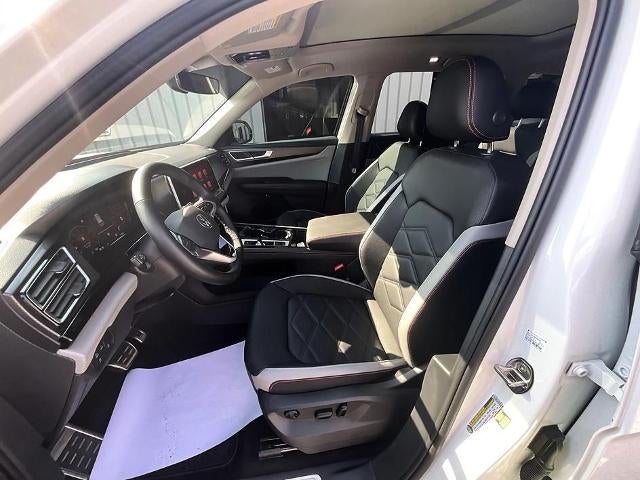 2025 Volkswagen Atlas 2.0T Peak Edition 4MOTION