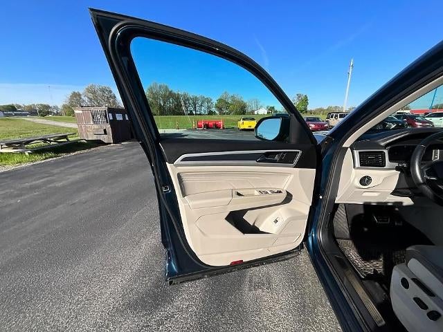 2021 Volkswagen Atlas 2021.5 3.6L V6 SEL Premium R-Line 4MOTION
