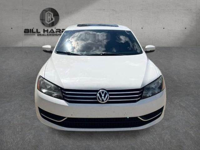 2014 Volkswagen Passat 4dr Sdn 1.8T Manual SE