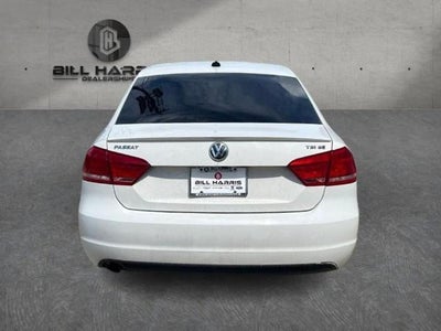 2014 Volkswagen Passat 4dr Sdn 1.8T Manual SE
