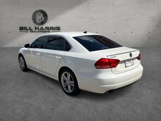 2014 Volkswagen Passat 4dr Sdn 1.8T Manual SE