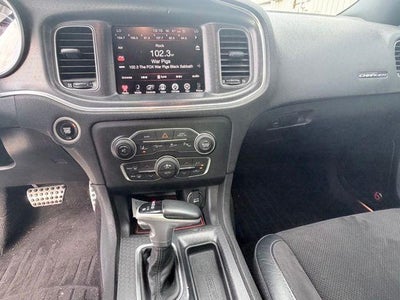 2016 Dodge Charger 4dr Sdn R/T Scat Pack RWD