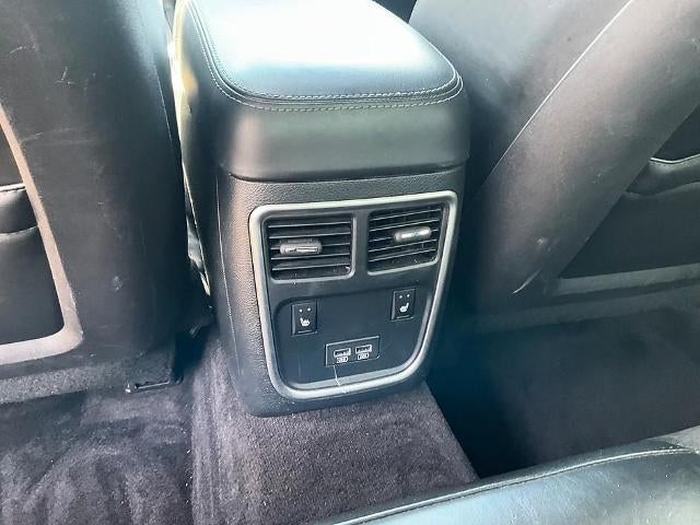 2016 Dodge Charger 4dr Sdn R/T Scat Pack RWD