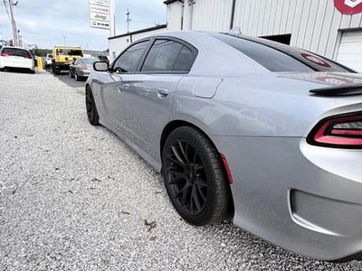 2016 Dodge Charger 4dr Sdn R/T Scat Pack RWD