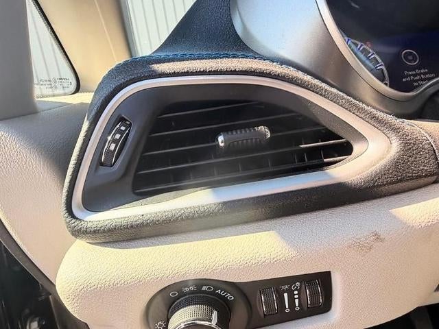 2021 Chrysler Pacifica Touring L FWD