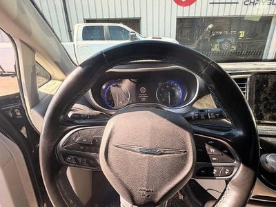 2021 Chrysler Pacifica Touring L FWD