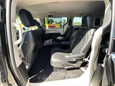 2021 Chrysler Pacifica Touring L FWD
