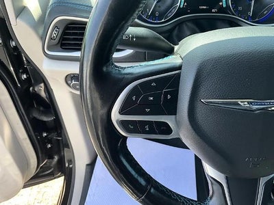 2021 Chrysler Pacifica Touring L FWD