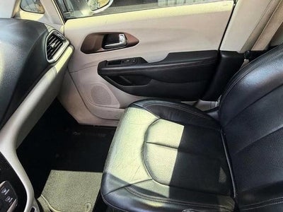 2018 Chrysler Pacifica Touring L FWD