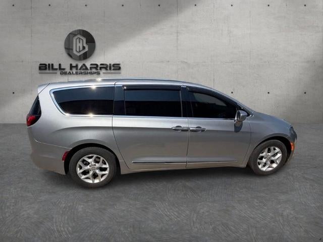 2018 Chrysler Pacifica Touring L FWD