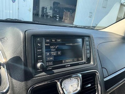 2016 Chrysler Town & Country 4dr Wgn Touring