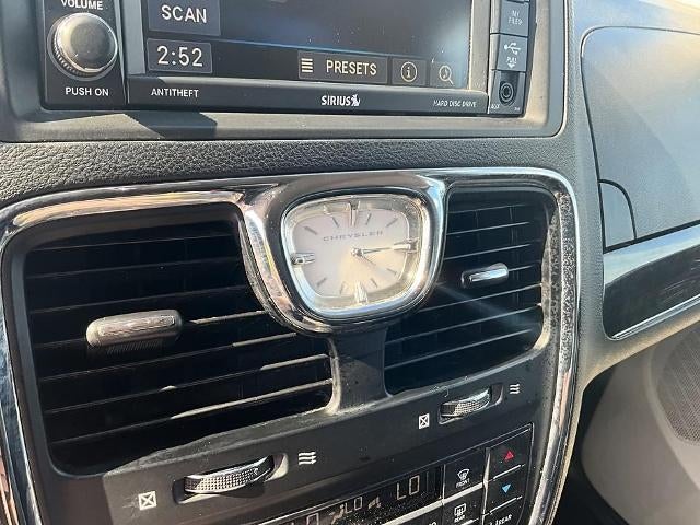 2016 Chrysler Town & Country 4dr Wgn Touring