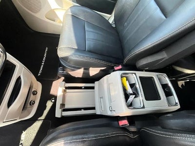 2016 Chrysler Town & Country 4dr Wgn Touring