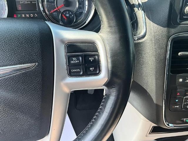2016 Chrysler Town & Country 4dr Wgn Touring