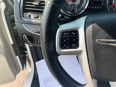 2016 Chrysler Town & Country 4dr Wgn Touring