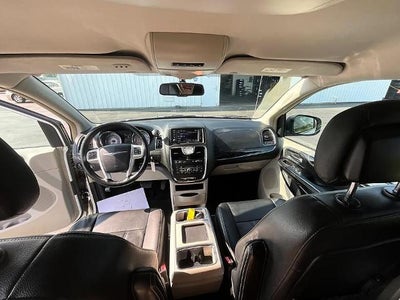 2016 Chrysler Town & Country 4dr Wgn Touring