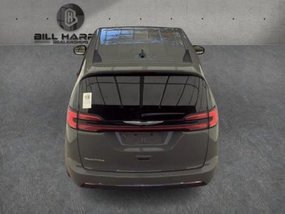 2023 Chrysler Pacifica Touring L FWD
