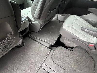 2019 Chrysler Pacifica Touring L FWD