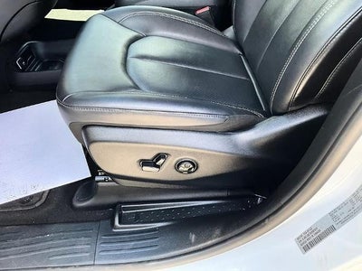 2025 Chrysler Pacifica Select FWD
