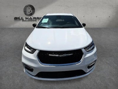 2025 Chrysler Pacifica Select FWD