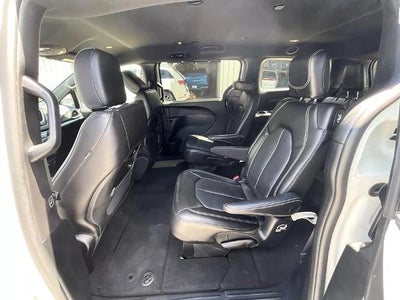 2025 Chrysler Pacifica Select FWD
