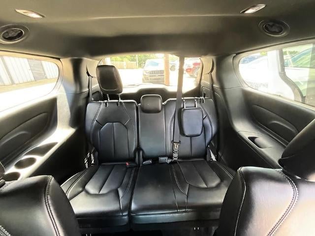 2025 Chrysler Pacifica Select FWD