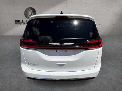 2025 Chrysler Pacifica Select FWD