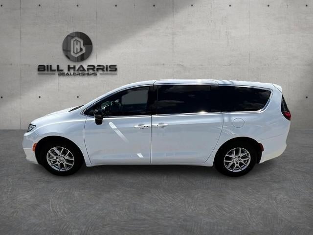 2025 Chrysler Pacifica Select FWD