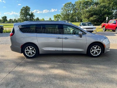 2018 Chrysler Pacifica Touring L FWD