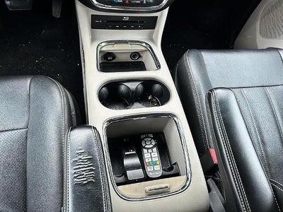 2016 Chrysler Town & Country 4dr Wgn Touring-L