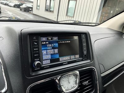 2016 Chrysler Town & Country 4dr Wgn Touring-L