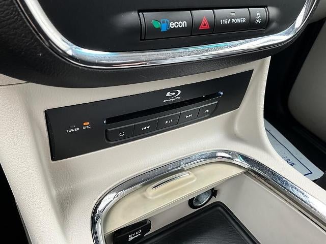 2016 Chrysler Town & Country 4dr Wgn Touring-L