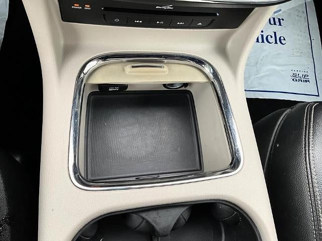 2016 Chrysler Town & Country 4dr Wgn Touring-L