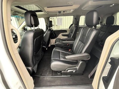 2016 Chrysler Town & Country 4dr Wgn Touring-L